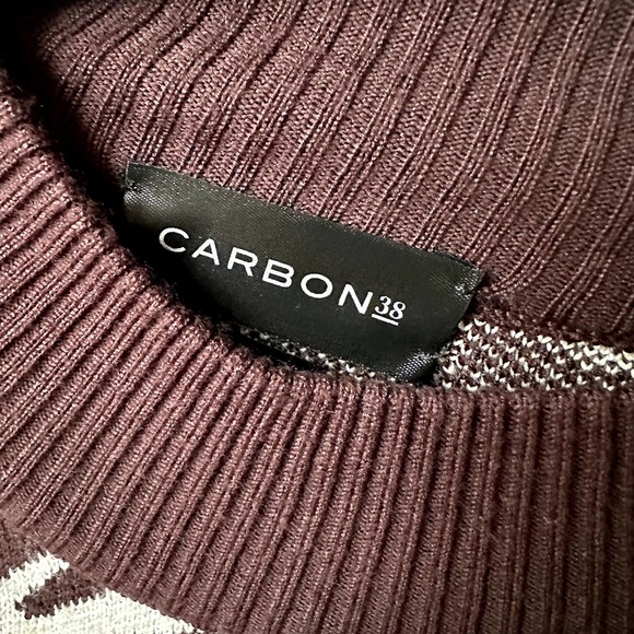 New Carbon38 Zebra Sweater - Picture 4 of 4